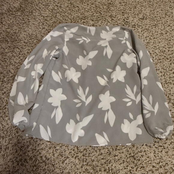 Lands' End Gray and White Floral Blouse - Picture 2 of 5